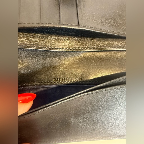 Gucci Black Leather Wallet with Bamboo Accent - Picture 6 of 11